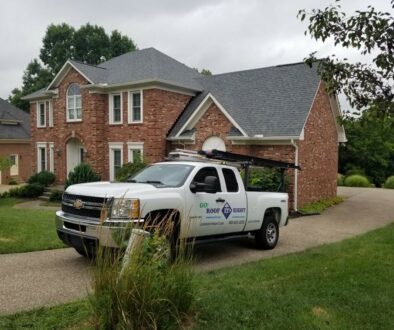 Go Roof It Right Truck at a customer residence